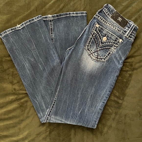 Miss Me mid rise boot cut jeans size 29x34 - Picture 3 of 3
